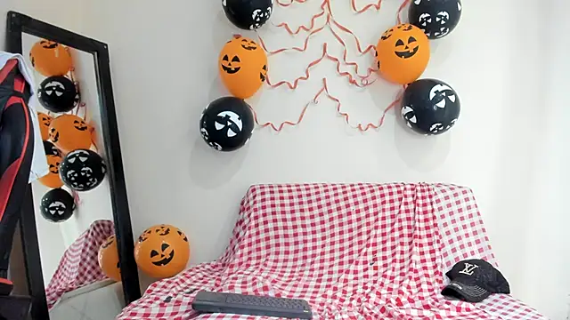 axel rousse2 online show from 10-24-25, 10:17