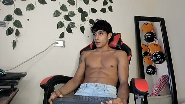 axel rousse2 online show from 10-26-25, 08:15