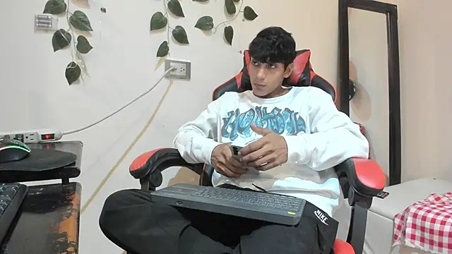 axel rousse2 online show from 11-01-25, 10:23