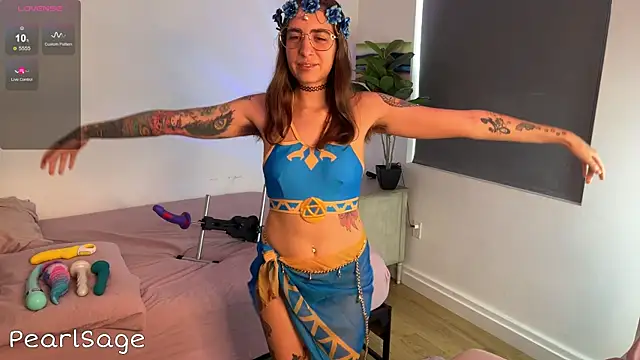 Pearl Sage online show from 10-28-25, 11:29