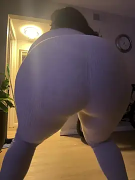 Snapshot of Juicystorm chatting on 03-14-26, 11:26 Juicystorm online show from 03-14-26, 11:26