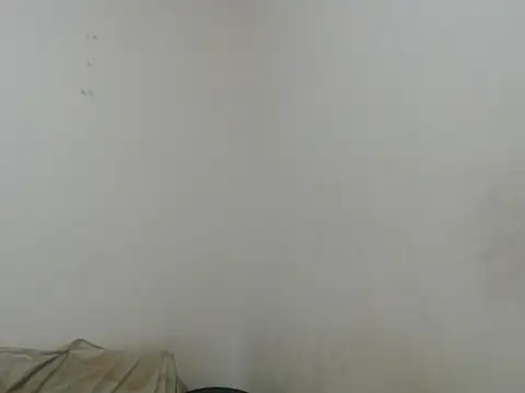 Snapshot of snackontime18 chatting on 05-15-26, 11:56 snackontime18 online show from 05-15-26, 11:56