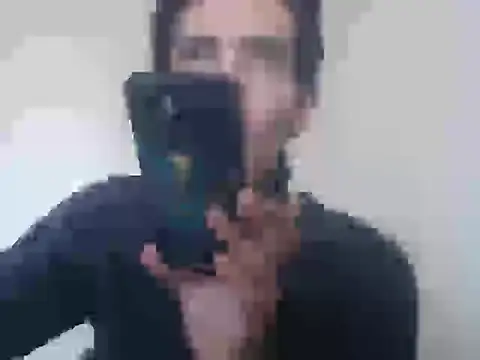 Snapshot of snackontime18 chatting on 05-23-26, 06:34 snackontime18 online show from 05-23-26, 06:34