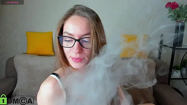 Snapshot of Agnes_Wells chatting on 10-22-25, 09:31 Agnes Wells online show from 10-22-25, 09:31