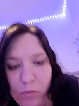 Feuchtekitty92xh online show from 11-21-25, 04:27