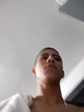 Snapshot of Davig4 chatting on 09-25-25, 11:08 Davig4 online show from 09-25-25, 11:08