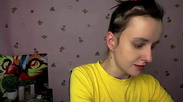 Snapshot of FeelMe__ chatting on 12-18-25, 11:05 FeelMe online show from 12-18-25, 11:05