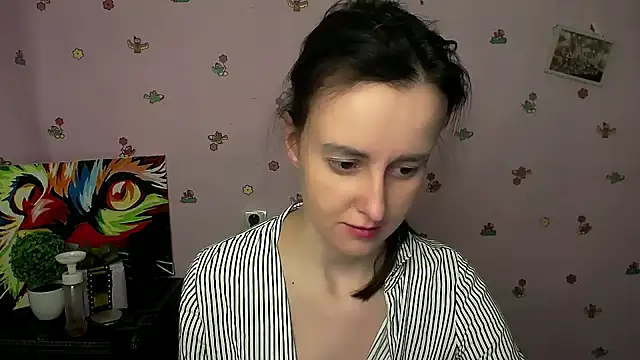 Snapshot of FeelMe__ chatting on 12-23-25, 10:13 FeelMe online show from 12-23-25, 10:13