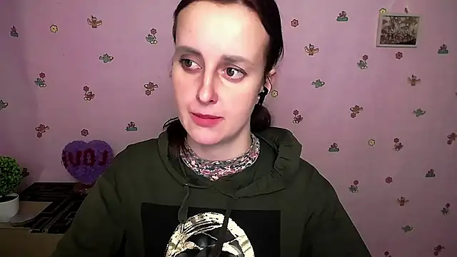 Snapshot of FeelMe__ chatting on 02-04-26, 08:03 FeelMe online show from 02-04-26, 08:03