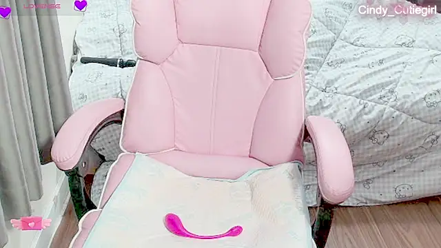 Snapshot of Cindy_Cutiegirl chatting on 07-08-26, 10:25 Cindy Cutiegirl online show from 07-08-26, 10:25