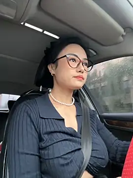 Snapshot of wen521 chatting on 09-28-25, 01:00 wen521 online show from 09-28-25, 01:00