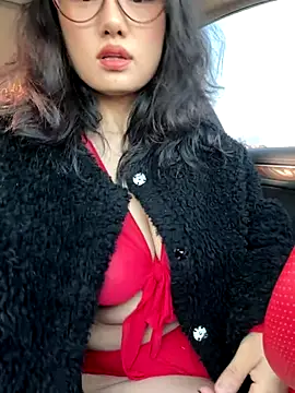 Snapshot of wen521 chatting on 12-01-25, 01:10 wen521 online show from 12-01-25, 01:10