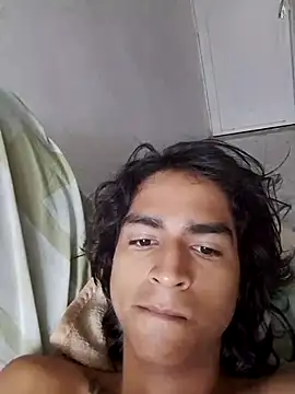 Snapshot of MctyRappp chatting on 02-14-26, 02:14 MctyRappp online show from 02-14-26, 02:14