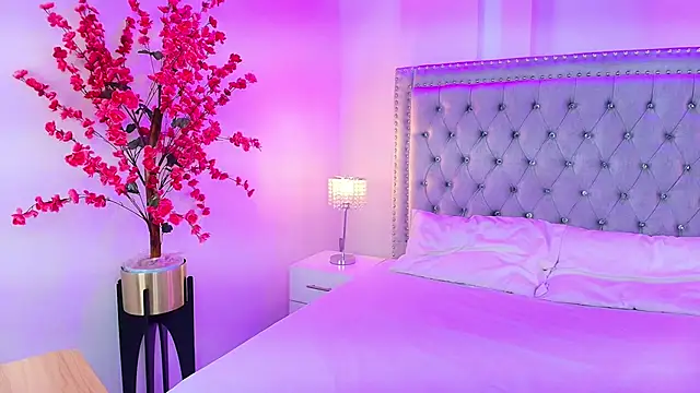 Ahilin luther online show from 11-28-25, 04:20