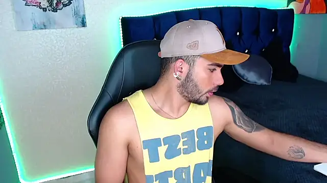 adamhairy online show from 04-15-26, 07:32