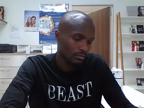 Snapshot of TPNUTS chatting on 10-01-25, 11:49 TPNUTS online show from 10-01-25, 11:49