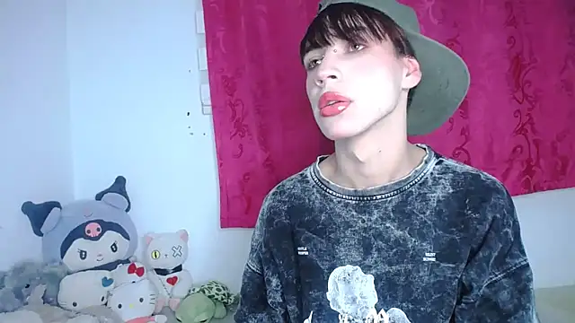 lucky stricke online show from 11-18-25, 03:45