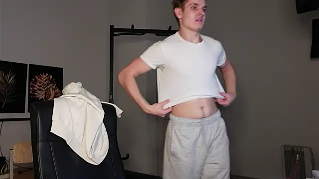 Mark Karson online show from 11-22-25, 05:45