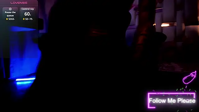 Snapshot of nextboywell1 chatting on 03-10-26, 03:00 nextboywell1 online show from 03-10-26, 03:00