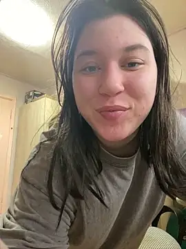 Snapshot of Kemeli008 chatting on 11-03-25, 09:10 Kemeli008 online show from 11-03-25, 09:10