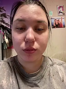 Snapshot of Kemeli008 chatting on 11-12-25, 12:38 Kemeli008 online show from 11-12-25, 12:38