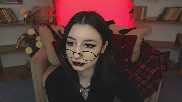 Mistress  Marcelline online show from 10-18-25, 09:21