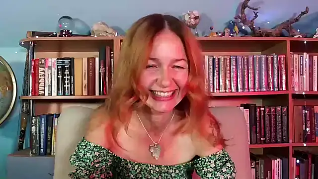 Snapshot of Foxilady357 chatting on 09-09-25, 02:27 Foxilady357 online show from 09-09-25, 02:27