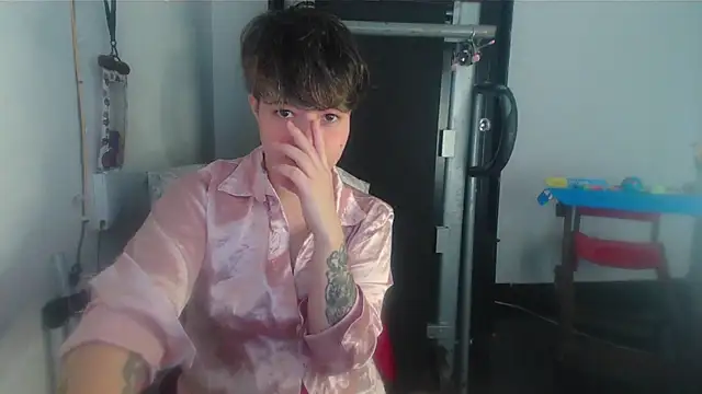 Snapshot of Mitsuha_gate chatting on 03-30-26, 01:56 Mitsuha gate online show from 03-30-26, 01:56