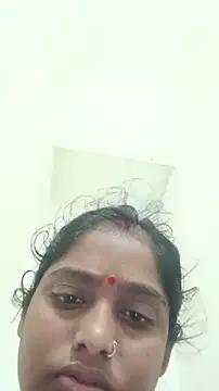 Snapshot of Guriya0076 chatting on 06-01-26, 11:28 Guriya0076 online show from 06-01-26, 11:28