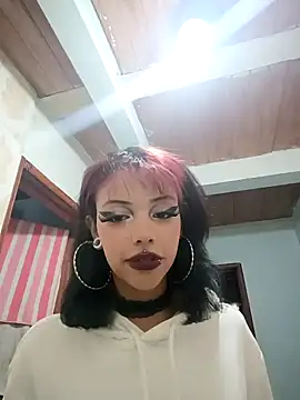 Snapshot of U-Upaaita chatting on 02-13-26, 01:23 U-Upaaita online show from 02-13-26, 01:23