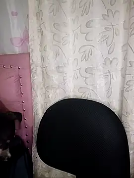 Snapshot of U-Upaaita chatting on 02-20-26, 02:41 U-Upaaita online show from 02-20-26, 02:41