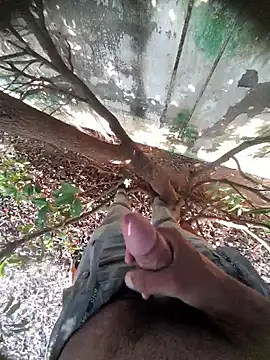 Snapshot of Desi_Horny_Boys chatting on 09-23-25, 12:19 Desi Horny Boys online show from 09-23-25, 12:19