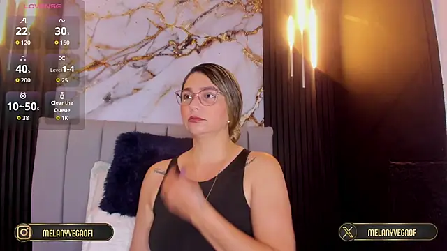 MelanyVegas online show from 09-25-25, 08:18