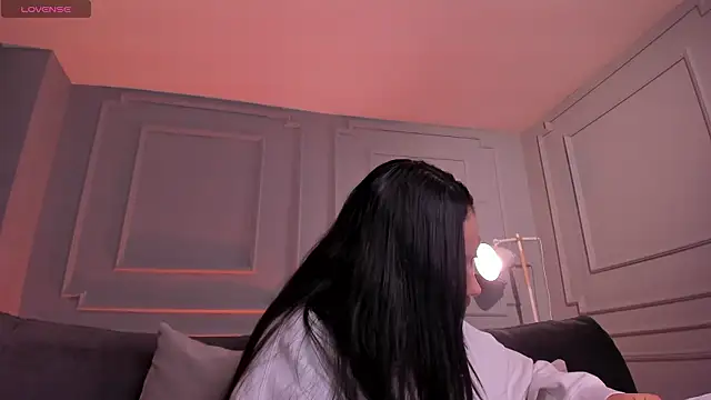 AmbarJames  online show from 02-05-26, 11:59