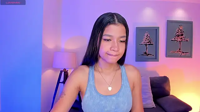 SophieHouston  online show from 11-04-25, 04:22