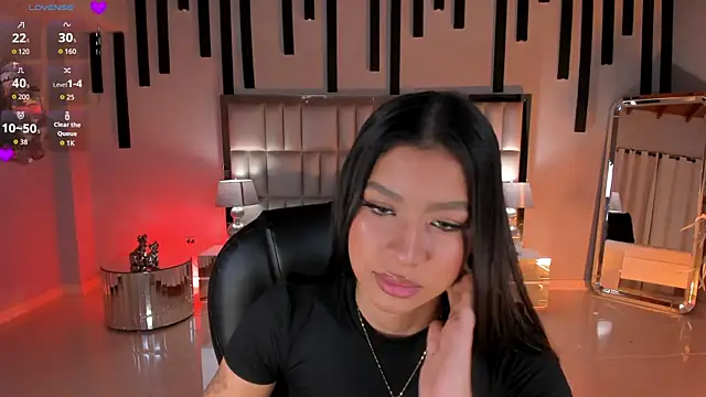 SophieHouston  online show from 04-10-26, 03:23