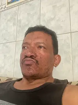 Snapshot of PIROCAGG21 chatting on 09-18-25, 10:39 PIROCAGG21 online show from 09-18-25, 10:39