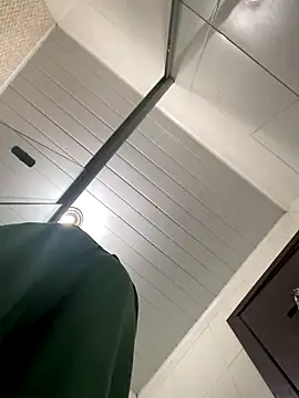 Snapshot of PIROCAGG21 chatting on 10-15-25, 09:09 PIROCAGG21 online show from 10-15-25, 09:09