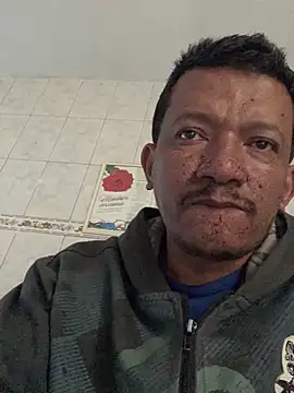 Snapshot of PIROCAGG21 chatting on 10-22-25, 09:09 PIROCAGG21 online show from 10-22-25, 09:09