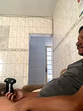 Snapshot of PIROCAGG21 chatting on 11-18-25, 12:31 PIROCAGG21 online show from 11-18-25, 12:31