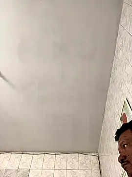 Snapshot of PIROCAGG21 chatting on 11-20-25, 11:10 PIROCAGG21 online show from 11-20-25, 11:10