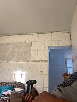 Snapshot of PIROCAGG21 chatting on 12-01-25, 10:20 PIROCAGG21 online show from 12-01-25, 10:20