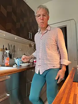 SexyLeon8 online show from 01-06-26, 10:52