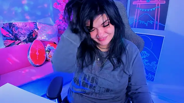 MaryHarrys online show from 10-15-25, 11:27