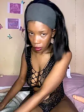 Snapshot of Caramel_Mellow chatting on 09-19-25, 08:16 Caramel Mellow online show from 09-19-25, 08:16