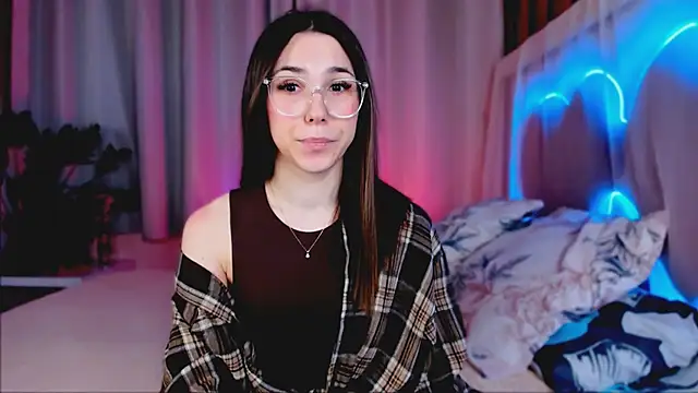 -CindyLou online show from 02-05-26, 05:23