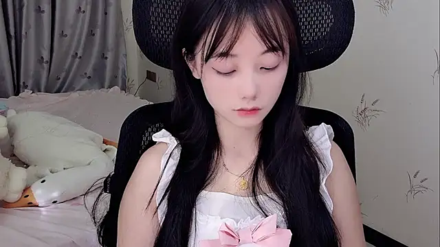 Snapshot of puppy-999 chatting on 06-06-26, 11:48 puppy-999 online show from 06-06-26, 11:48