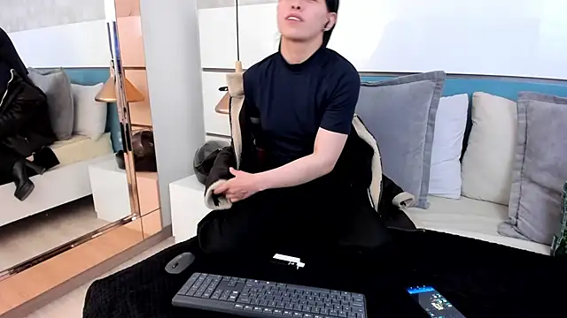 Snapshot of Ashkoreh chatting on 04-23-26, 07:38 Ashkoreh online show from 04-23-26, 07:38