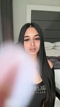 LilMisIndianx online show from 05-03-26, 12:11