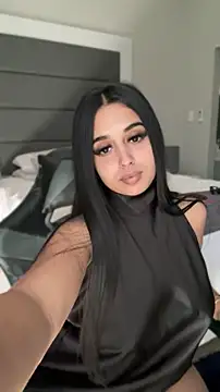 LilMisIndianx online show from 05-06-26, 11:59